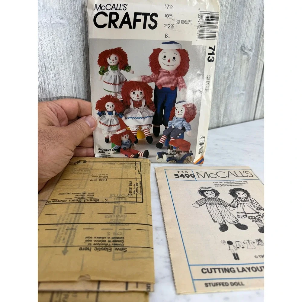 McCall's Crafts 713 Raggedy Ann and Andy Doll Sewing Pattern Vintage 10-25 Inch